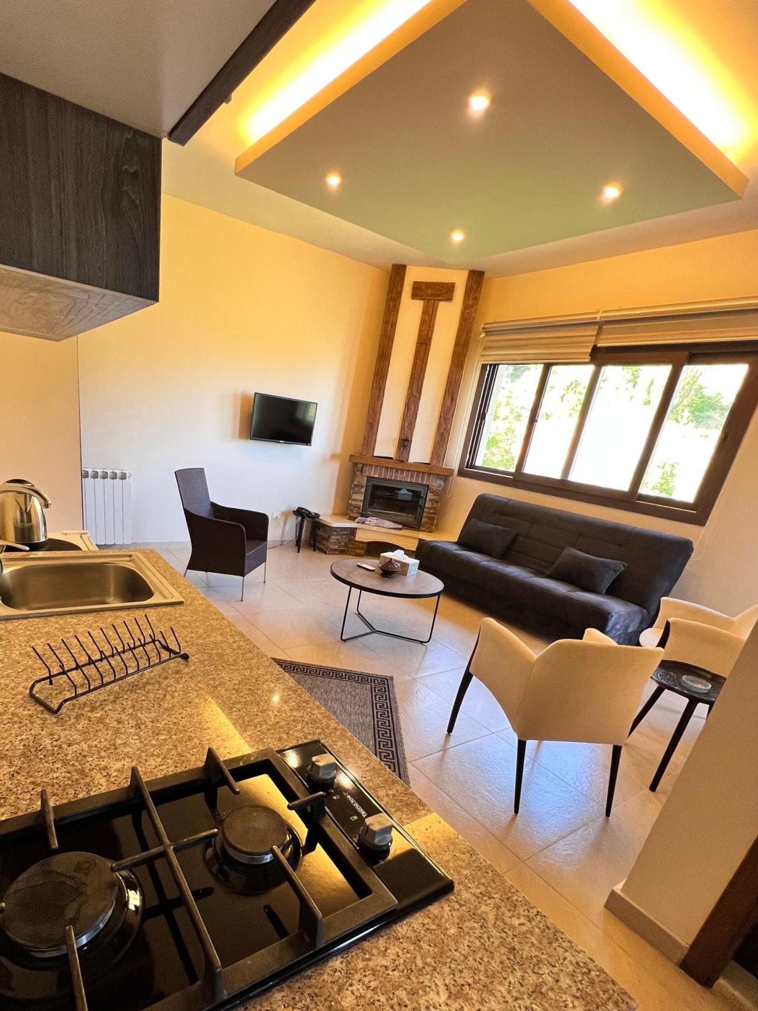 Austria Luxury Apartments, Faraya Hotel Bagian luar foto