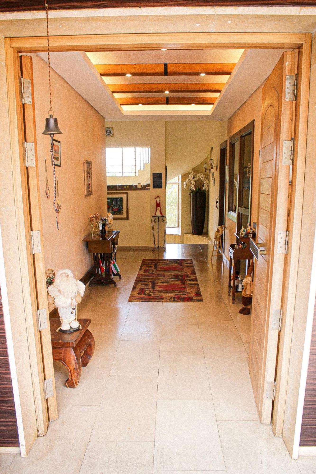 Austria Luxury Apartments, Faraya Hotel Bagian luar foto