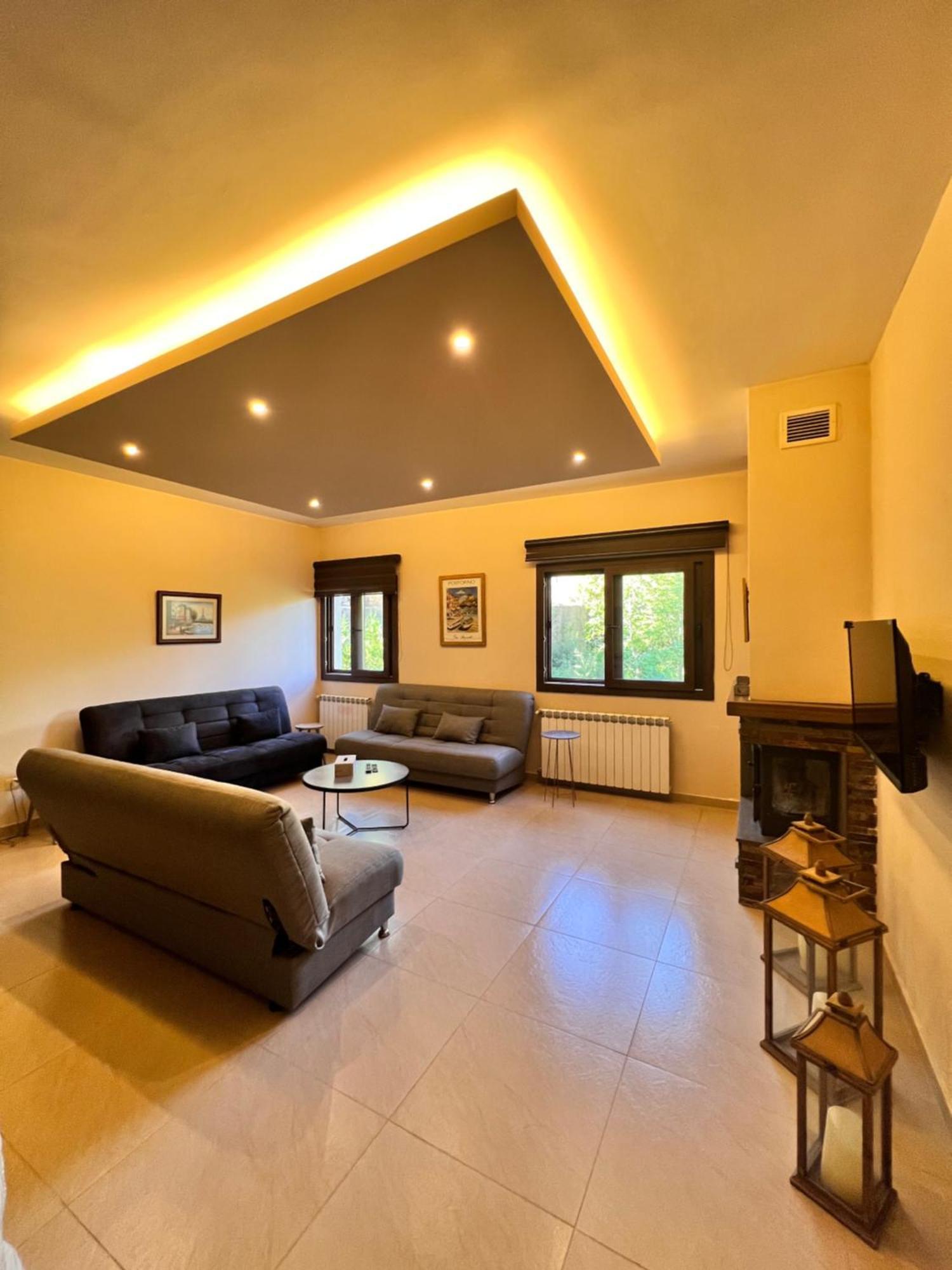 Austria Luxury Apartments, Faraya Hotel Bagian luar foto