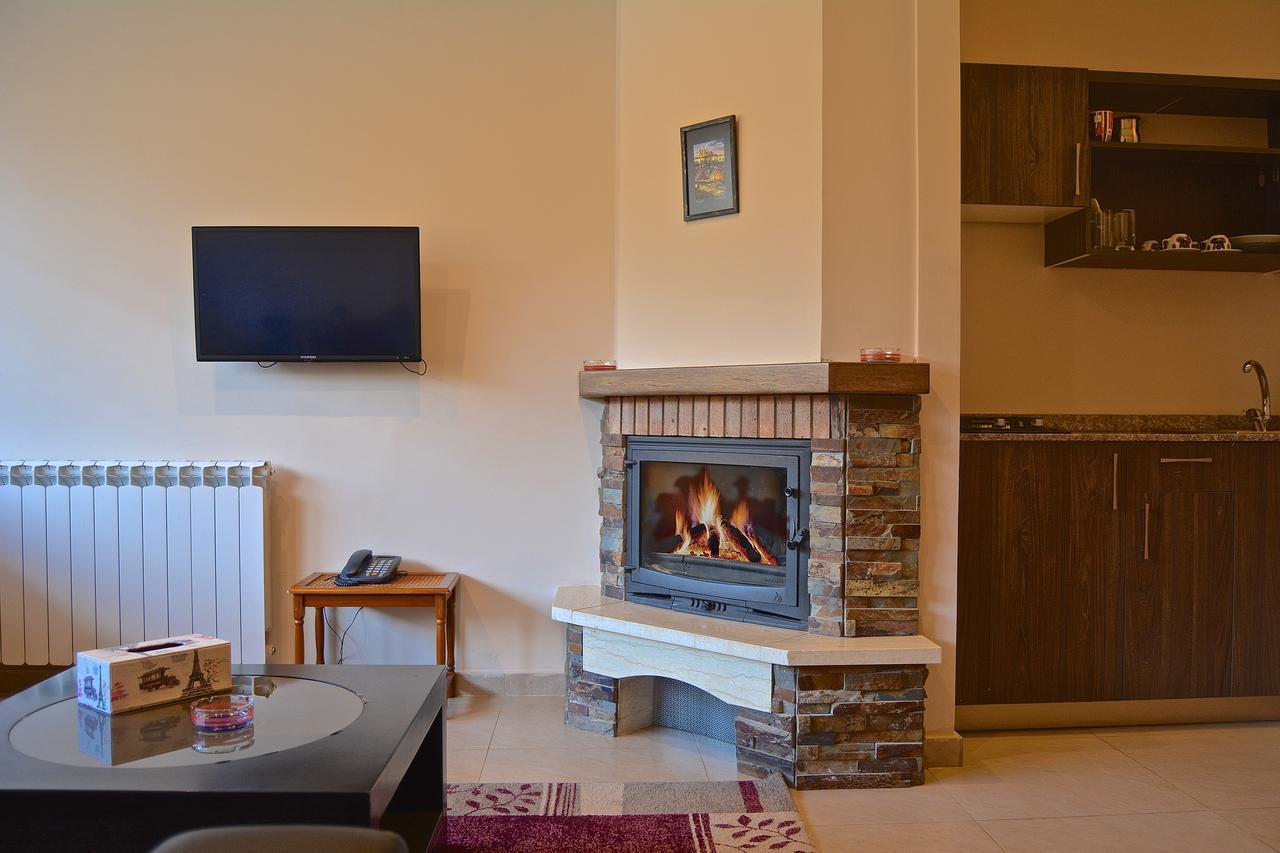 Austria Luxury Apartments, Faraya Hotel Bagian luar foto