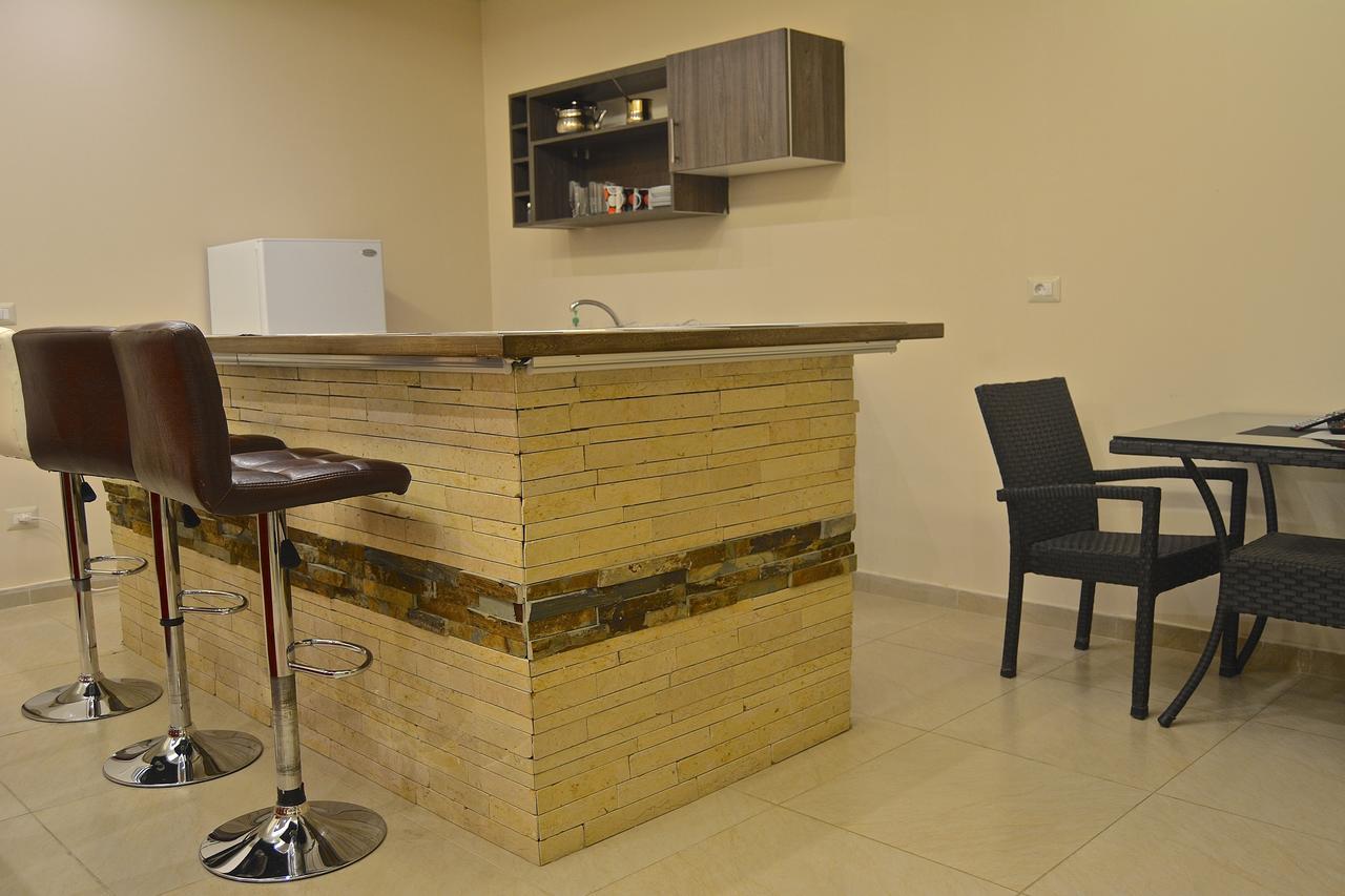 Austria Luxury Apartments, Faraya Hotel Bagian luar foto