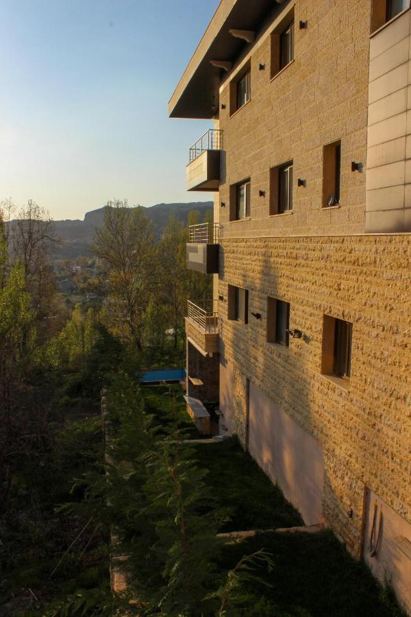 Austria Luxury Apartments, Faraya Hotel Bagian luar foto
