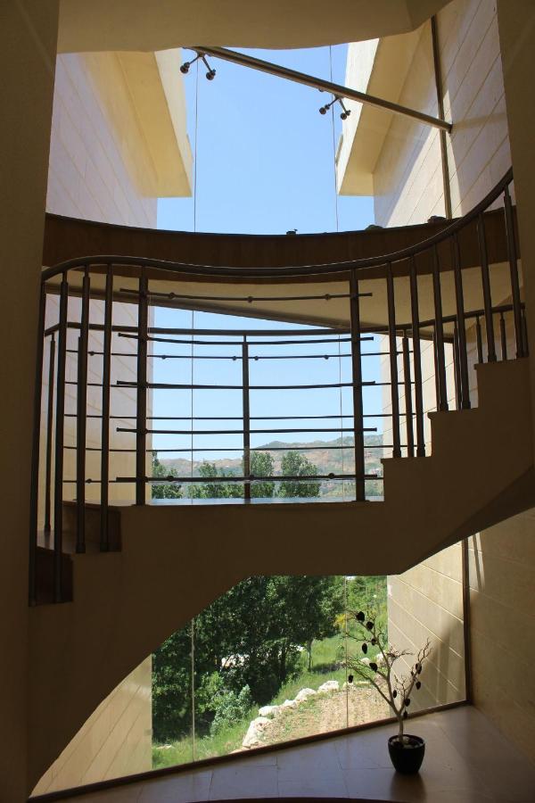 Austria Luxury Apartments, Faraya Hotel Bagian luar foto